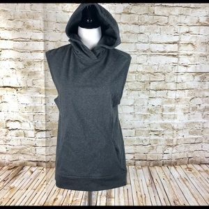 womens lululemon sleeveless hoodie sz 4